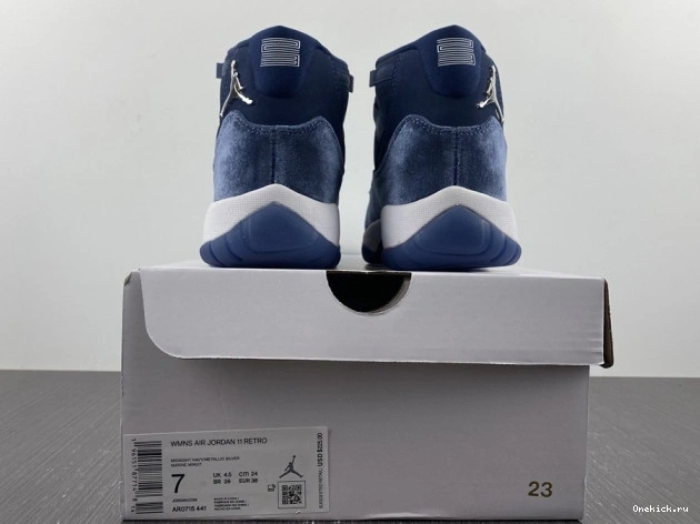 One Kick AR0715-441 Navy Midnight 11 WMNS Velvet Air Jordan 0707